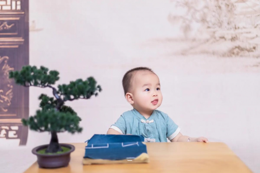 庄河三个月宝宝抬头不稳